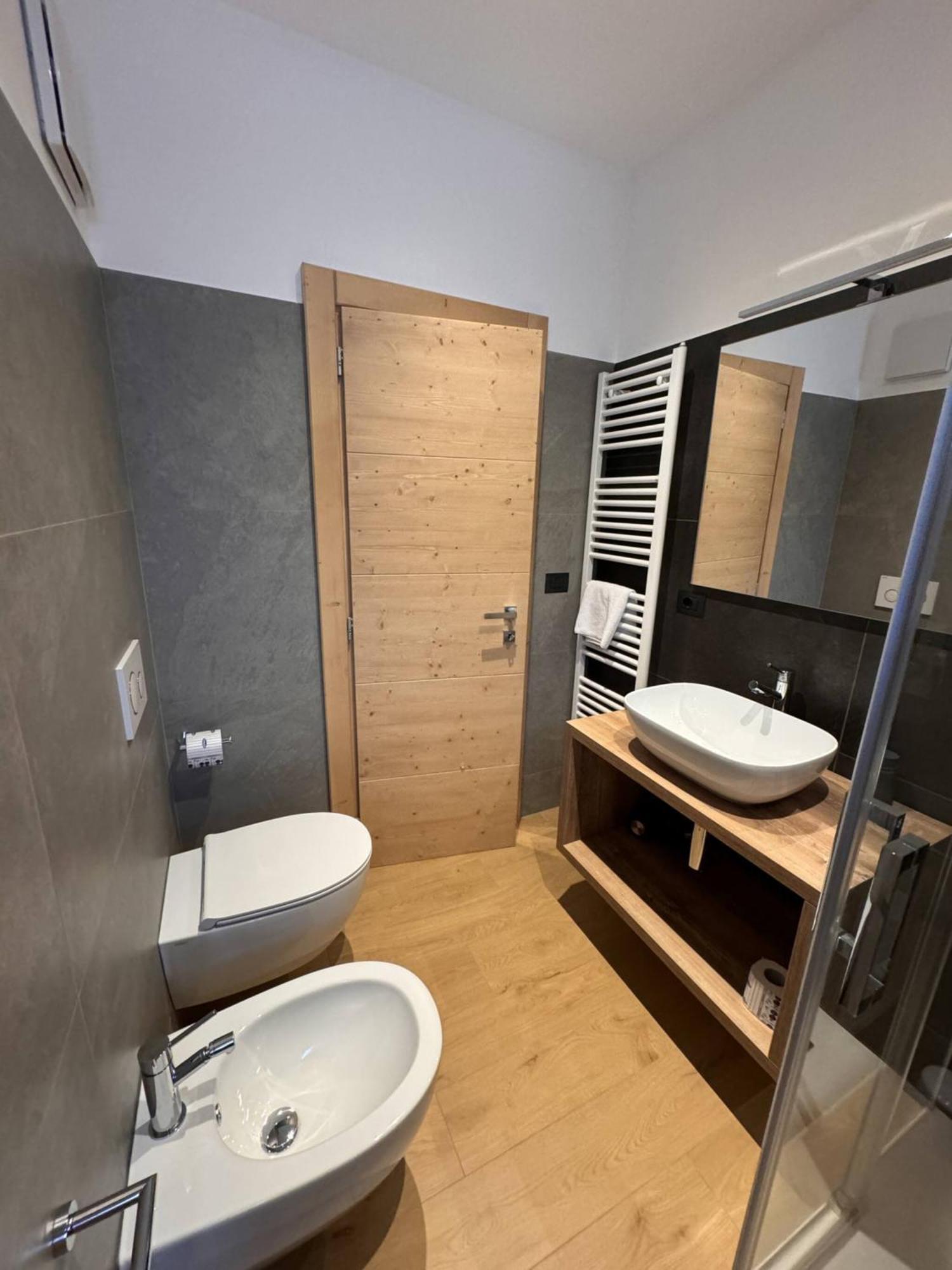Appartamento Continental - 8 Posti Letto Сан-Вито-ди-Кадоре Экстерьер фото